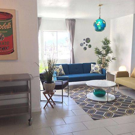 פאלם ספרינגס Modern Downtown Condo מראה חיצוני תמונה